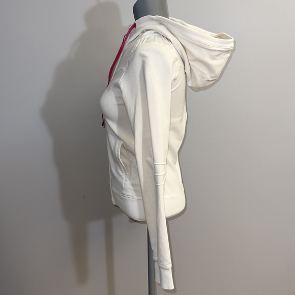 Lululemon Sanctuary Jacket - Picture 10 of 16